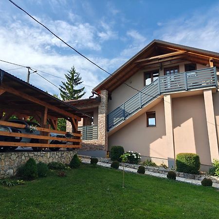 Apartment Sara Rakovica Dış mekan fotoğraf