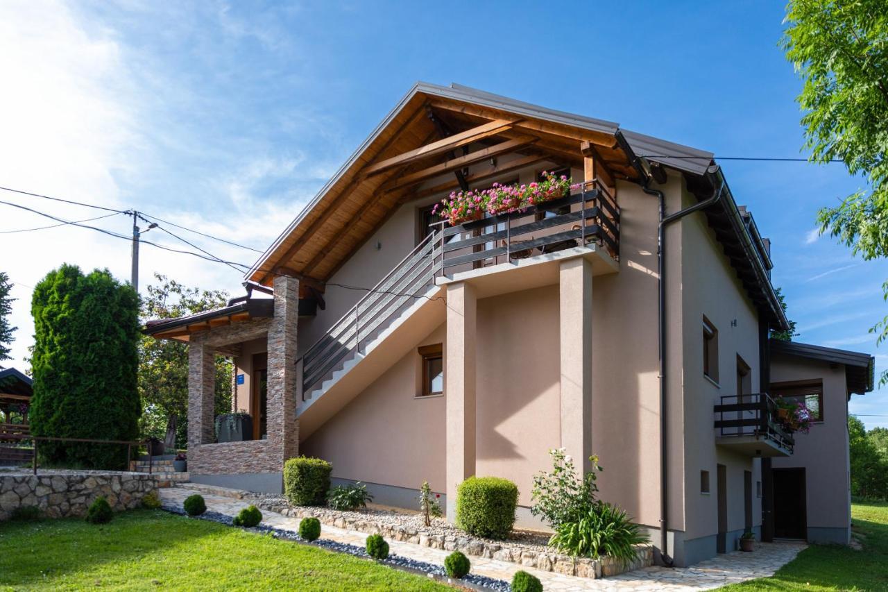 Apartment Sara Rakovica Dış mekan fotoğraf