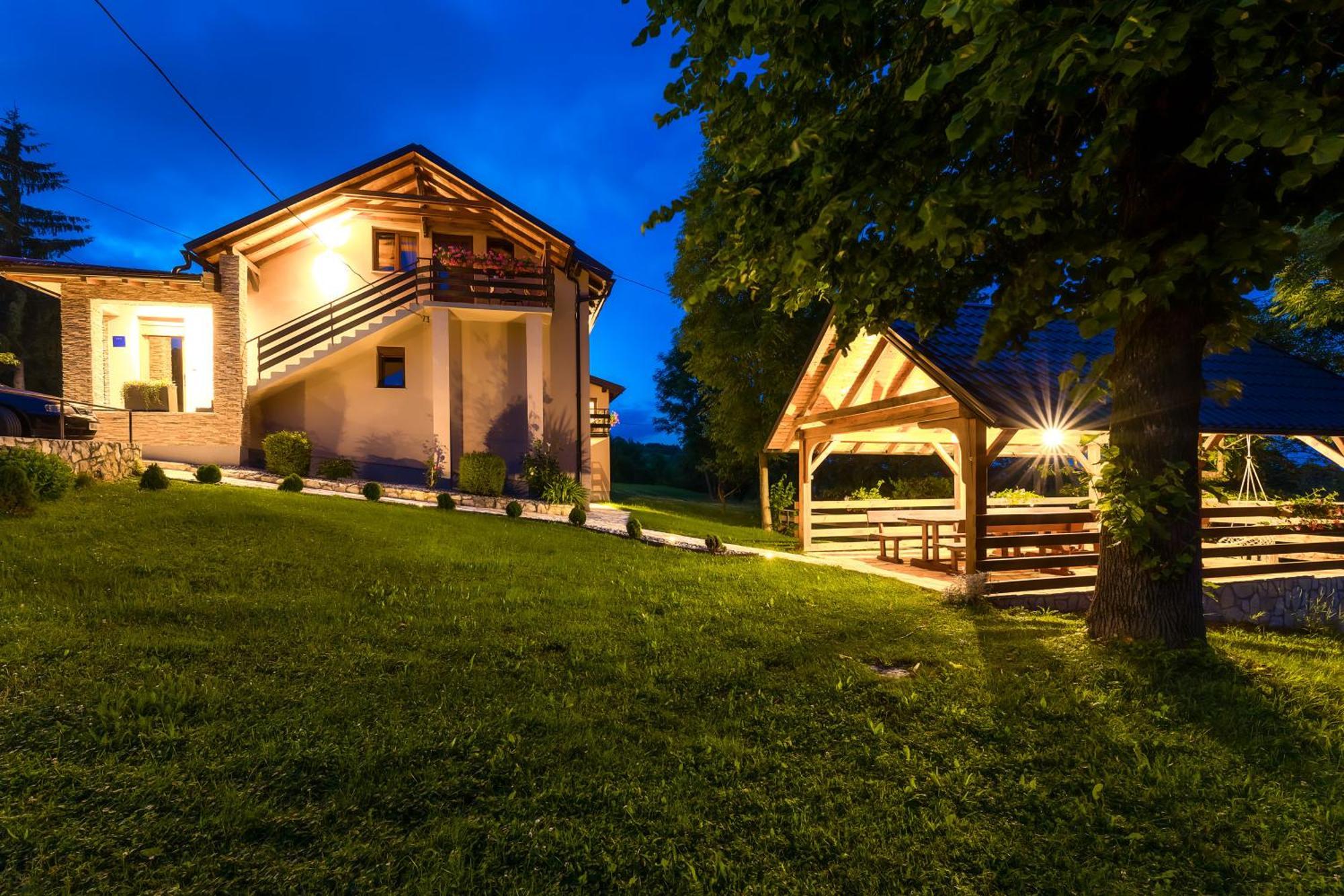 Apartment Sara Rakovica Dış mekan fotoğraf