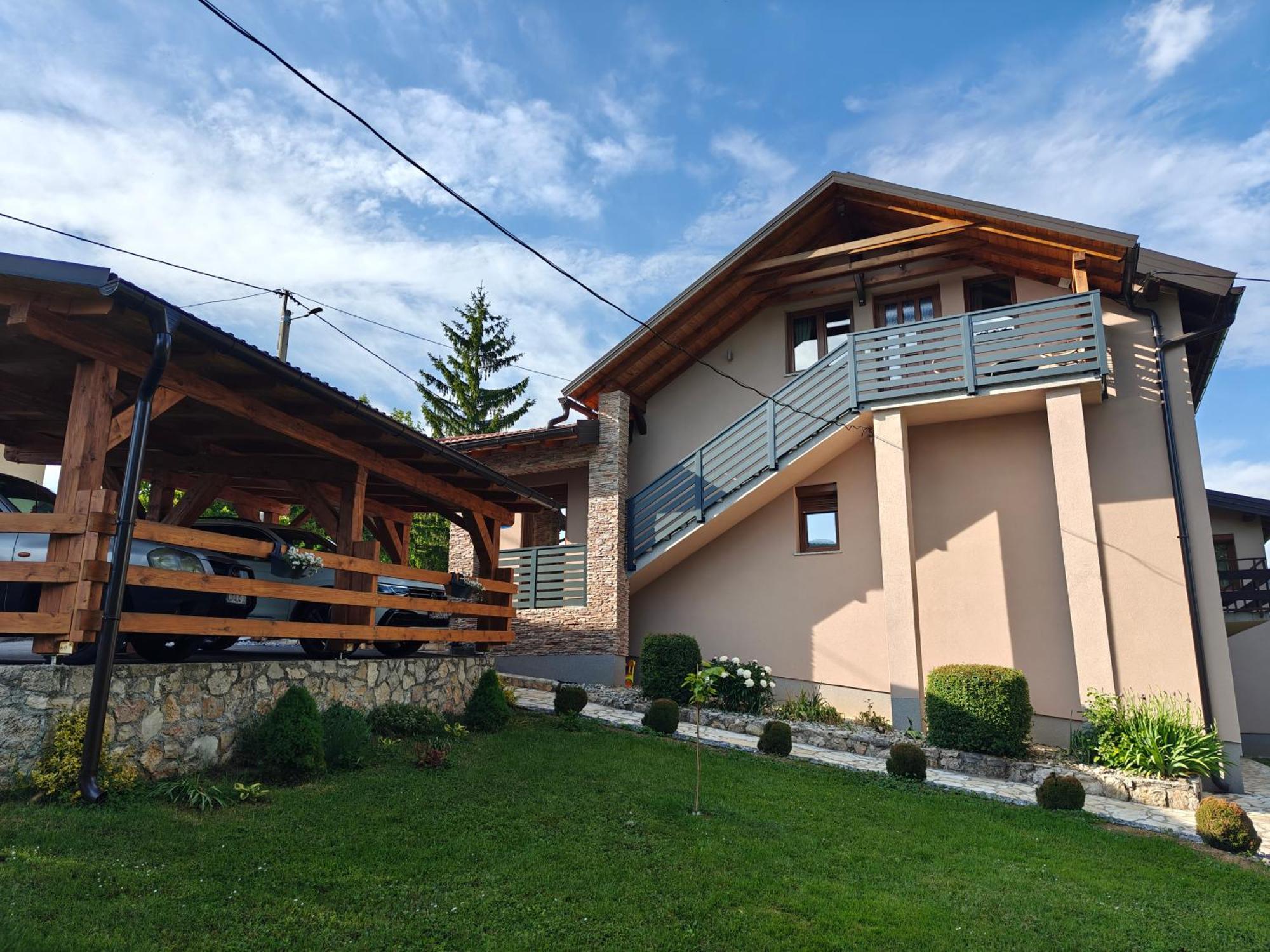 Apartment Sara Rakovica Dış mekan fotoğraf